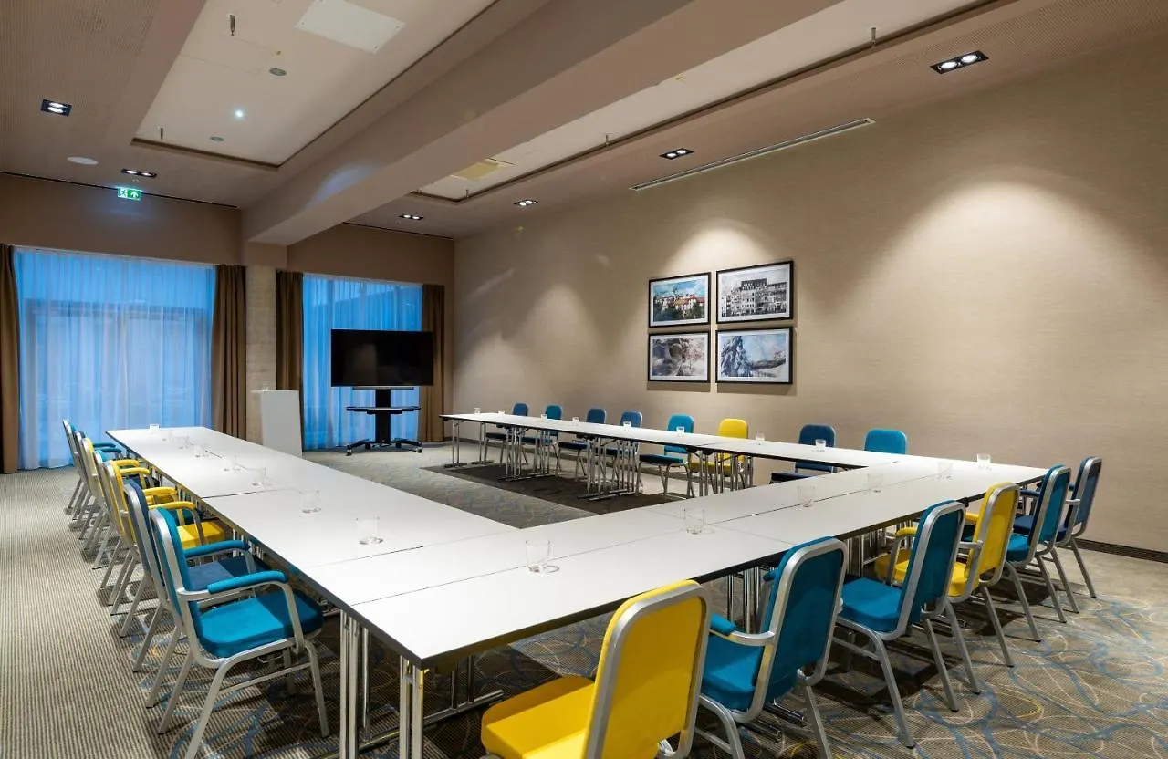 Leonardo Hotel אוגסבורג 4*,